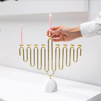 Coluna Menorah Carrara & Gold.