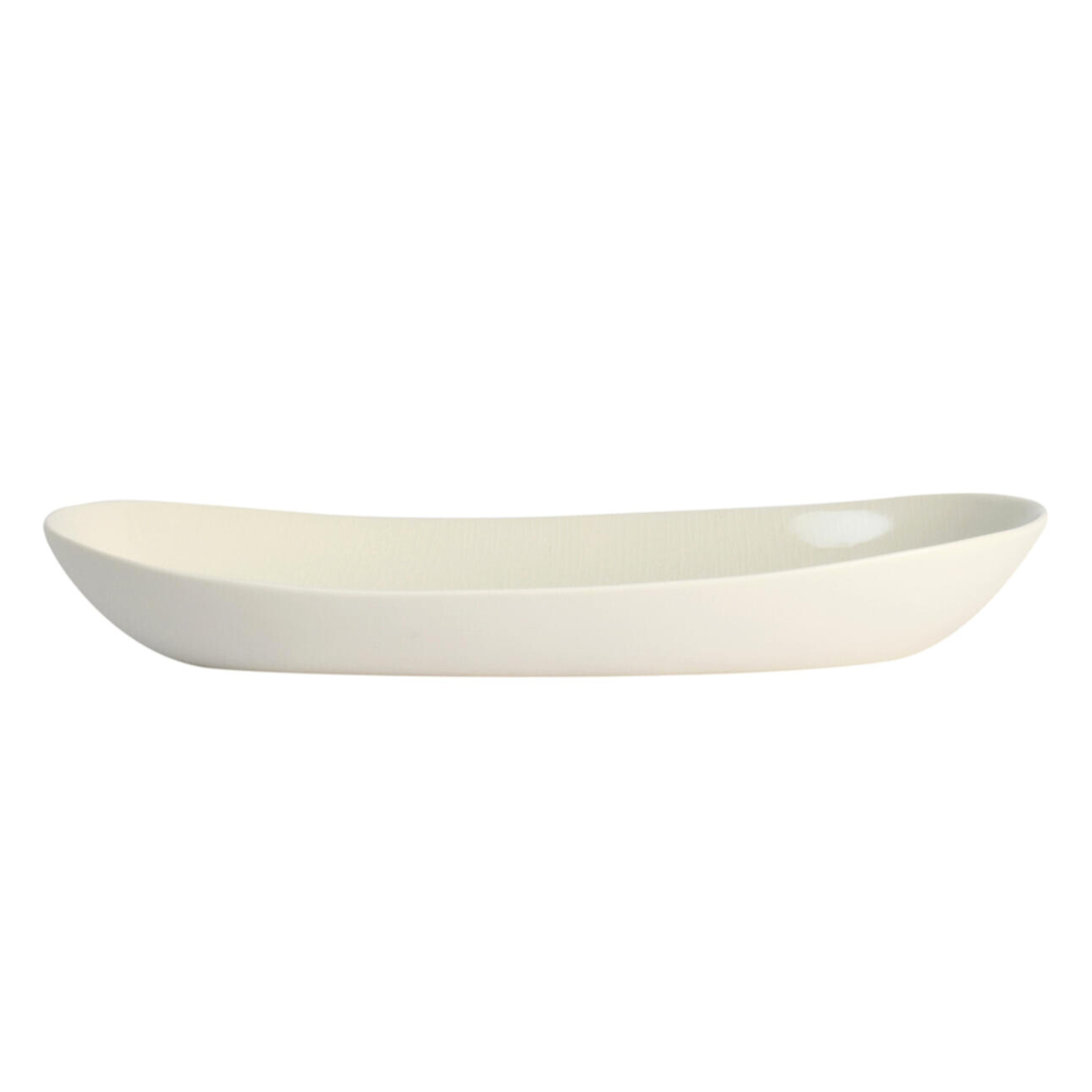 The Maguelone Dinnerware Quartz serving bowl by Jars - Rosenthal features a plain white, oval shape with slightly raised edges—perfect for enhancing your Mediterranean dinnerware collection.