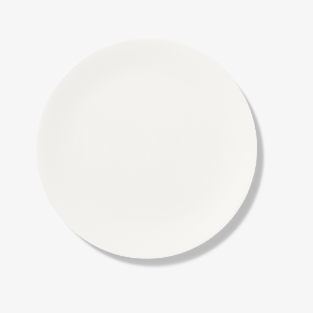 The Dibbern Dessert Plate – Pure is a plain, round white plate photographed from above against a white background with a faint shadow on the right. Microwave and dishwasher safe for everyday use.