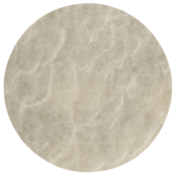 The Bodrum Stingray Round Placemat Set of 4 in Pearl features a beige pearl finish with a subtle texture and gentle marbling, adding elegance to your table.