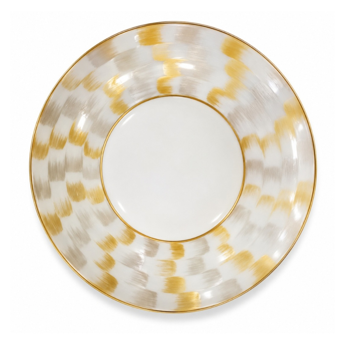 Marie Daâge Zephyr 1 dinner plate in hand-painted white porcelain from France, featuring a rim decorated with a repeating pattern of gold and silver brushstrokes and a gold-trimmed edge.