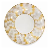 Marie Daâge Zephyr 1 dinner plate in hand-painted white porcelain from France, featuring a rim decorated with a repeating pattern of gold and silver brushstrokes and a gold-trimmed edge.