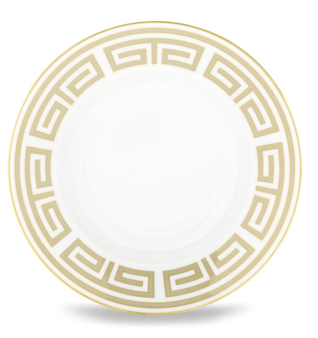 The Ginori 1735 Labirinto Dinnerware - Cashemire plate is crafted from white porcelain, featuring a gold Greek key pattern and thin gold rim. The center of this elegant Gio Ponti design is plain and unadorned.