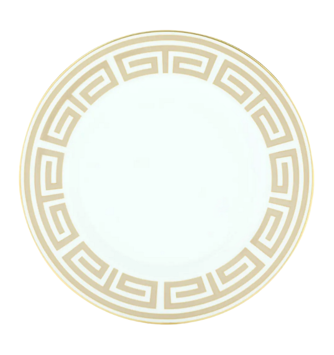 The Ginori 1735 Labirinto Dinnerware - Cashemire is a white plate featuring a gold Greek key rim and plain center, inspired by Gio Ponti’s iconic designs.