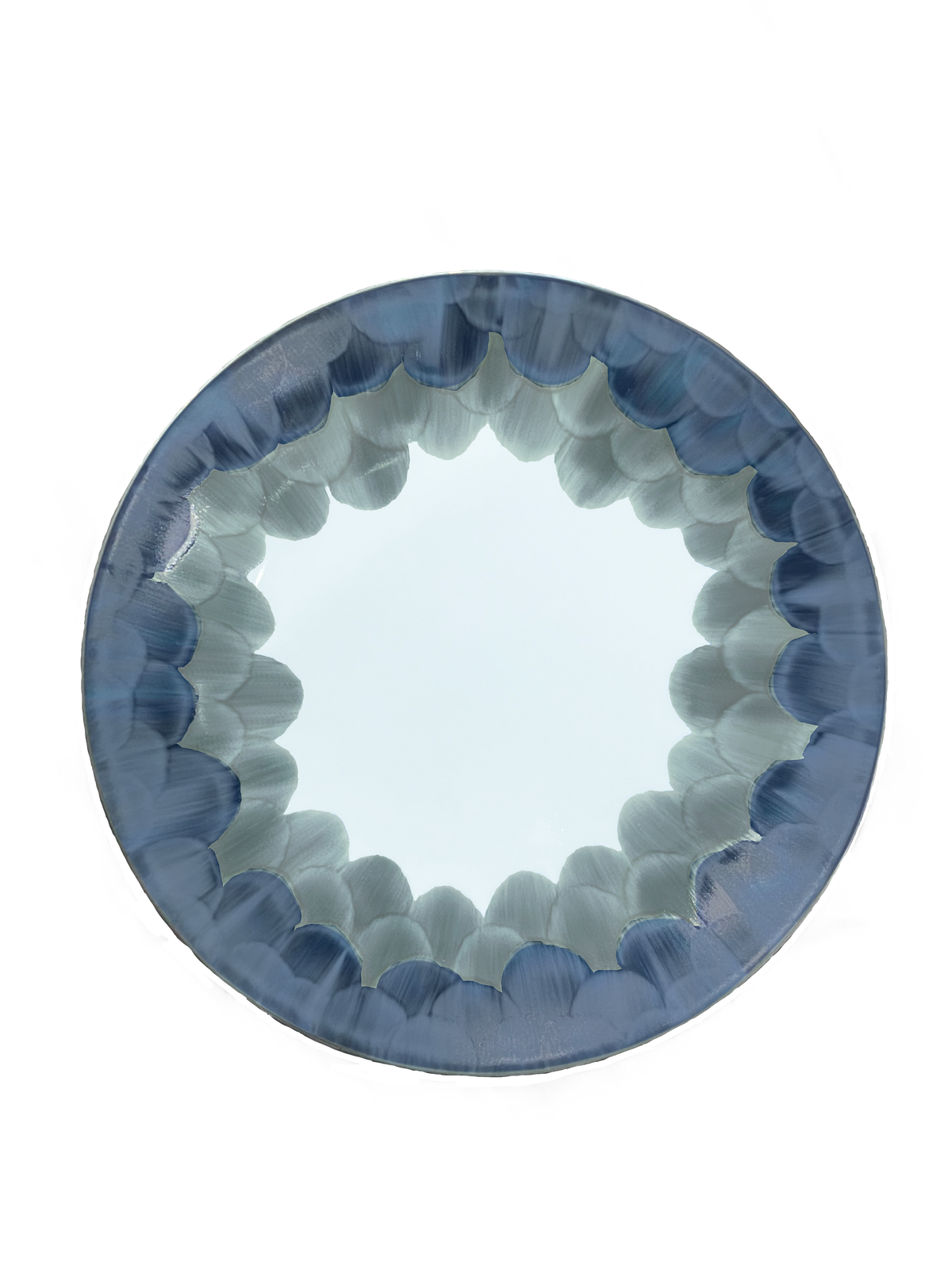 Marie Daâge Cercle D’Ecailles Platinum Filet round hand-painted Limoges porcelain plate featuring a decorative border of overlapping, scalloped petal shapes in shades of blue and gray.