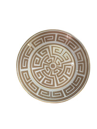 The Labirinto Dinnerware - Cashemire by Ginori 1735 is a round ceramic plate featuring Gio Ponti’s gold geometric Greek key motif on crisp white.