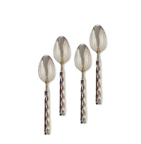 The Michael Wainwright Truro Platinum Dip Spoon Set of 4 features reflective, oval bowls and patterned handles—an elegant serveware choice or stylish hostess gift.