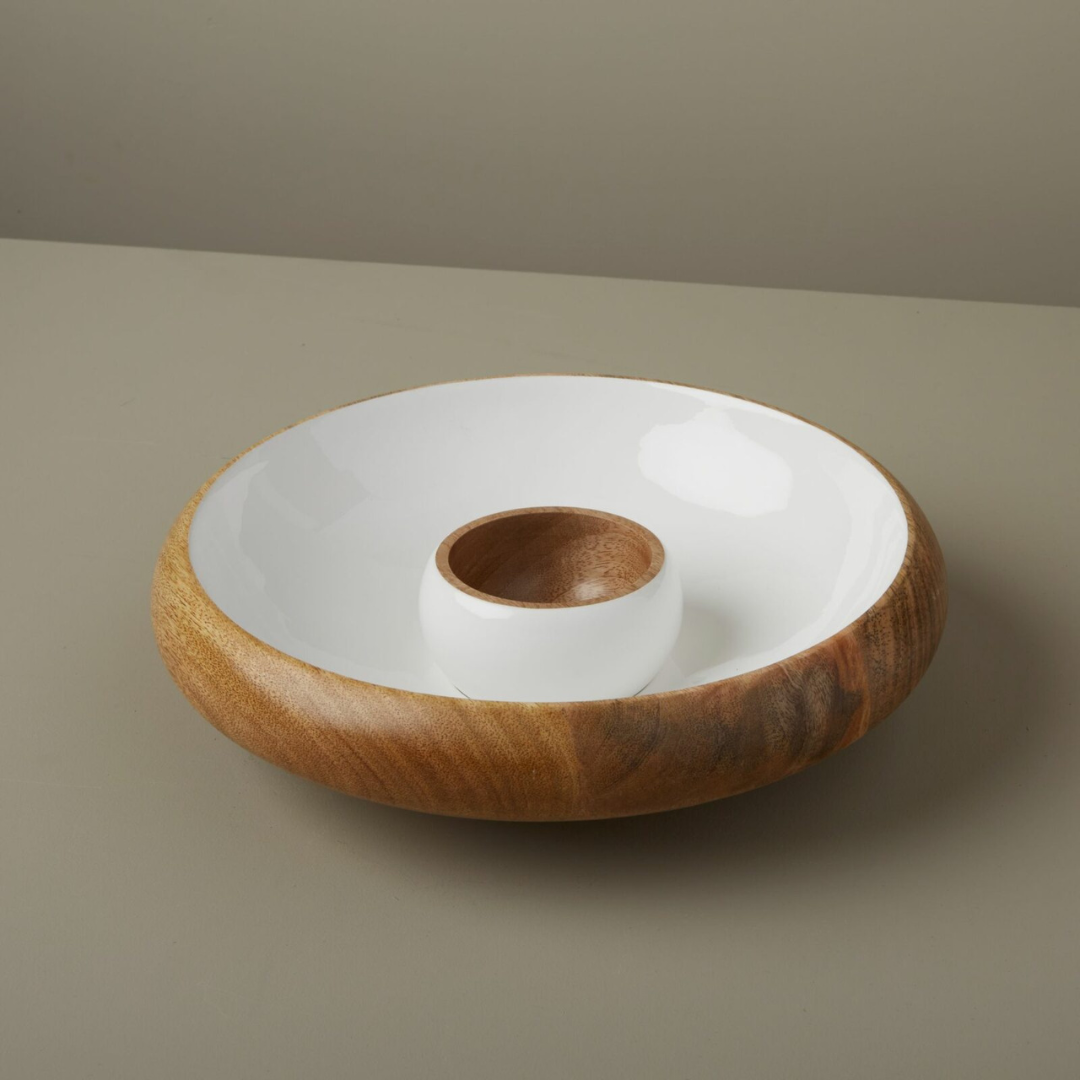 Mayan Wood Round Chip & dip. 